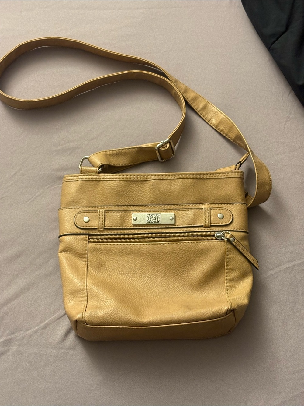 Tan Faux Leather Crossbody Bag Adjustable Strap Multi Pocket